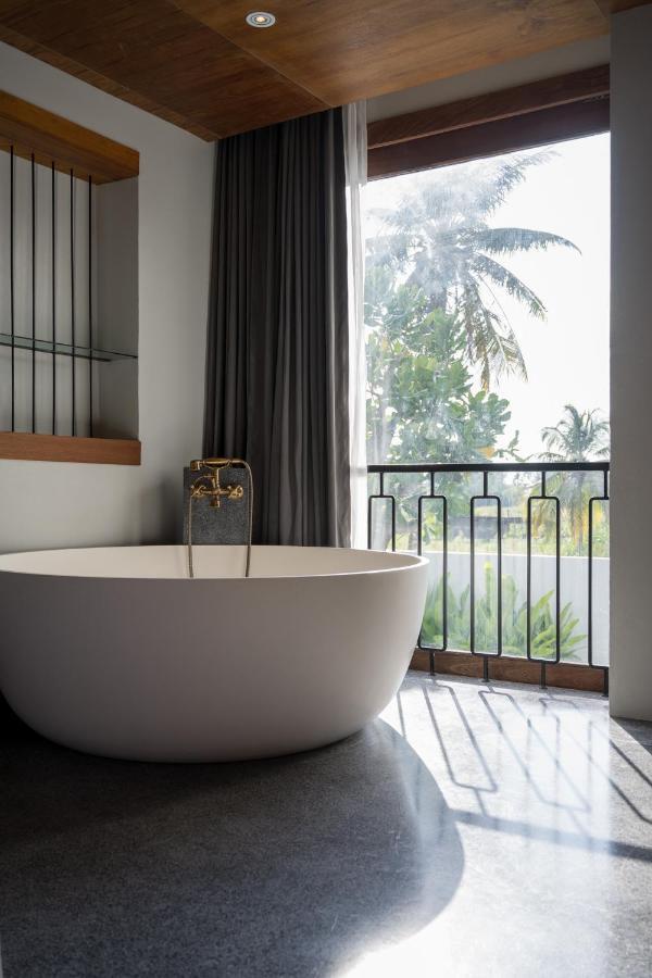 Hotel Gahn - Sha Plus Khao Lak Bagian luar foto